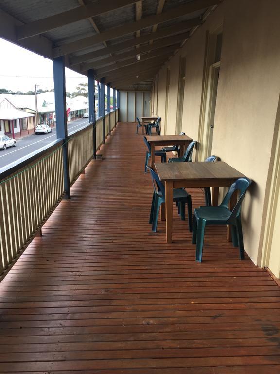 Crown Inn Hotel Kingston Se Eksteriør billede